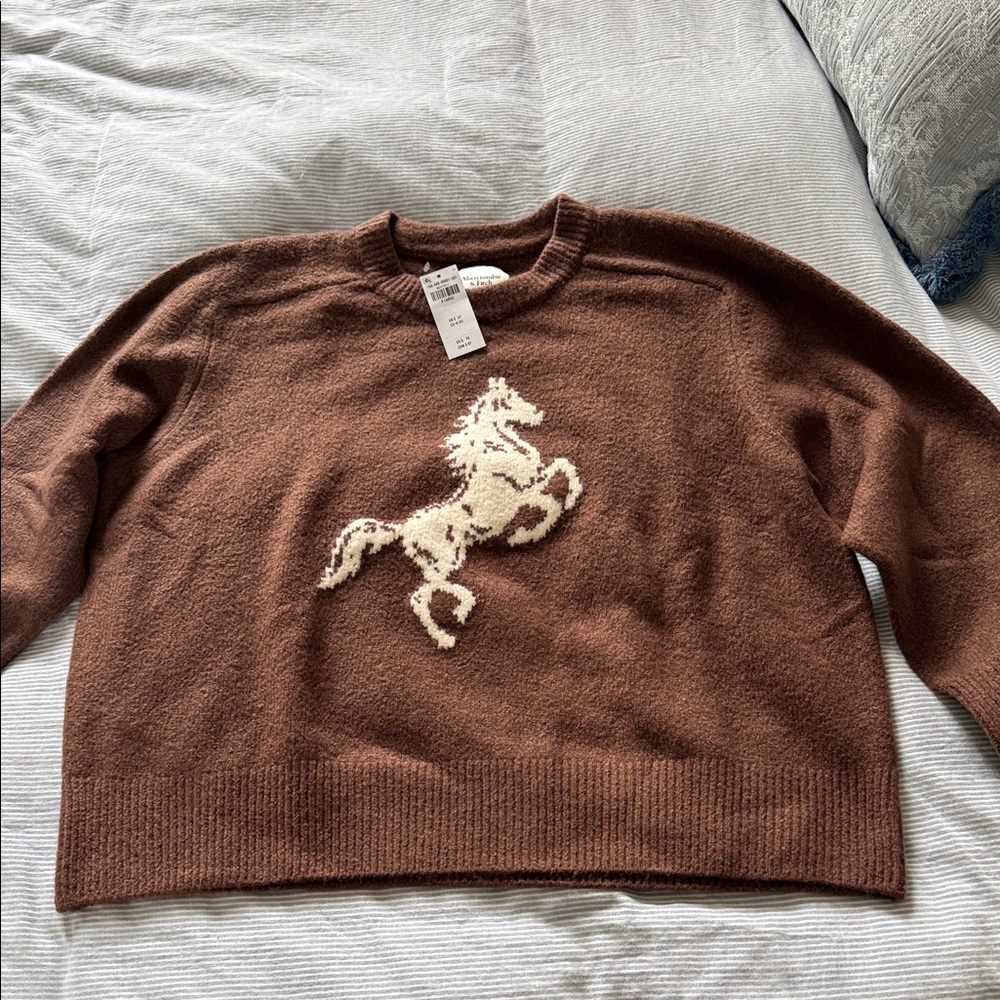 Abercrombie & Fitch Brown Sweater with Horse Motif
